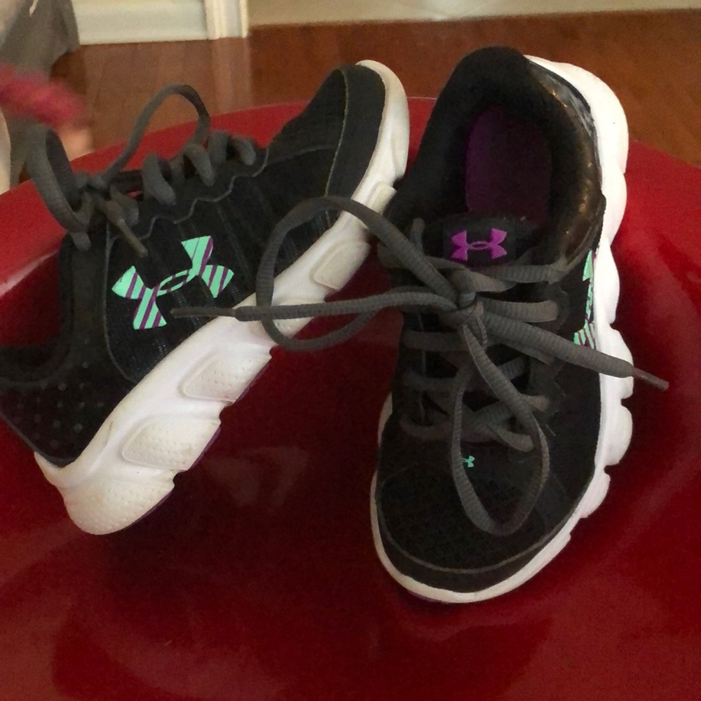 Under armour toddler girl size 11g